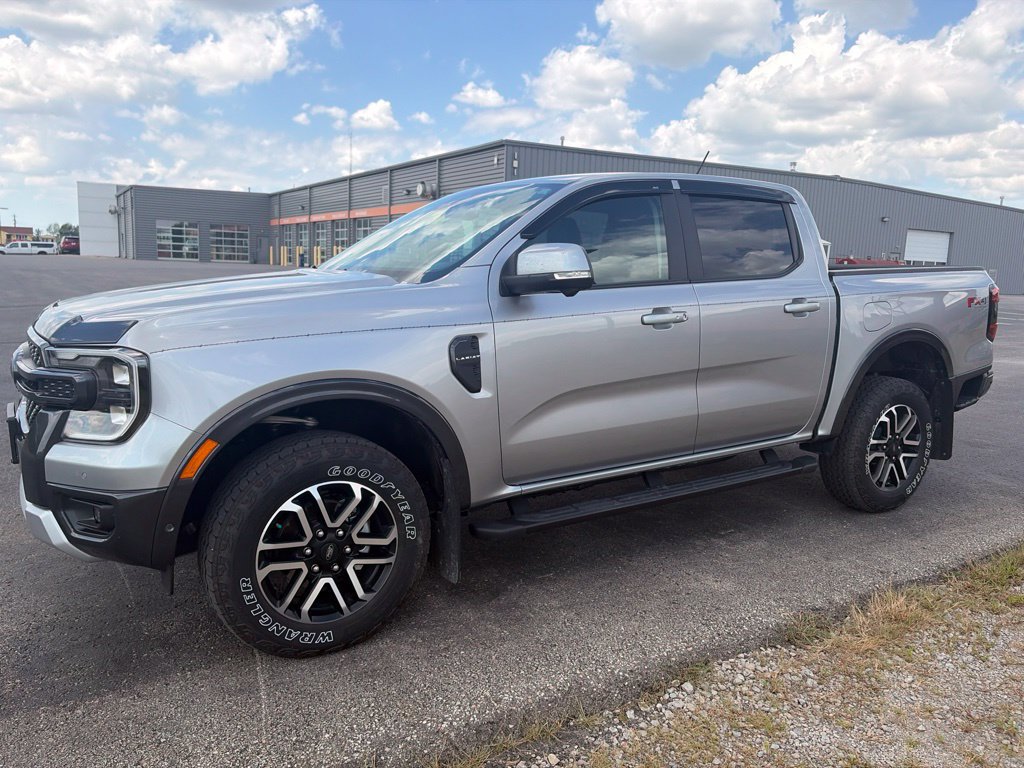 Certified 2024 Ford Ranger Lariat w/ FX4 Off-Road Package AWD/4WD image 1