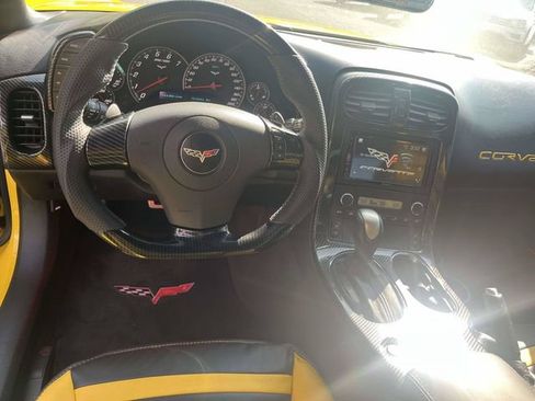 Used 2008 Chevrolet Corvette Coupe w/ Preferred Equipment Group RWD image 15