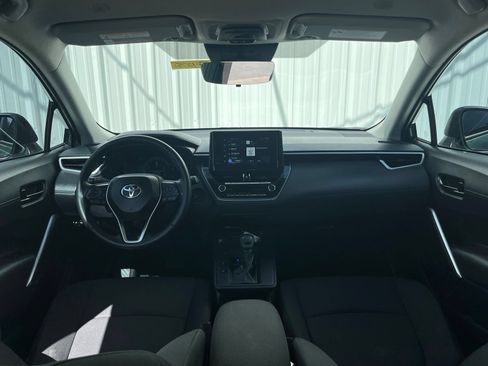 Used 2026 Toyota Corolla Cross LE FWD image 17
