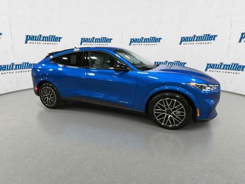 New 2025 Ford Mustang Mach-E Premium image 13