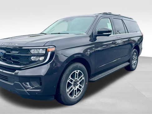 New 2025 Ford Expedition Max Active RWD image 18