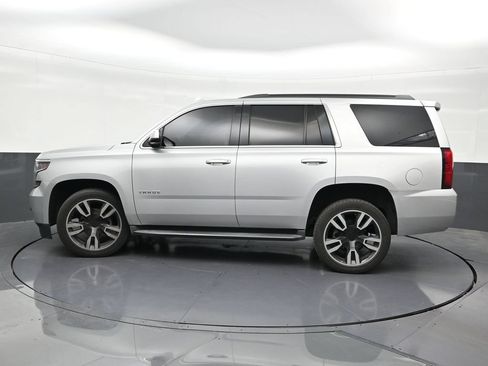 Used 2017 Chevrolet Tahoe LT RWD image 2