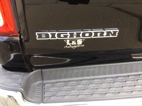 Used 2019 RAM 1500 Big Horn AWD/4WD image 42