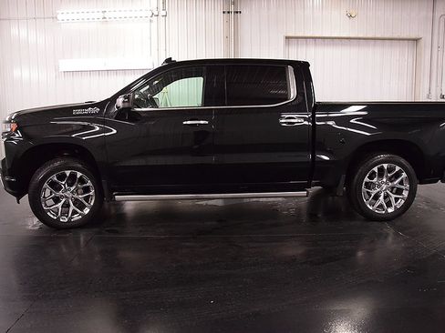 Used 2020 Chevrolet Silverado 1500 High Country w/ Technology Package AWD/4WD image 4