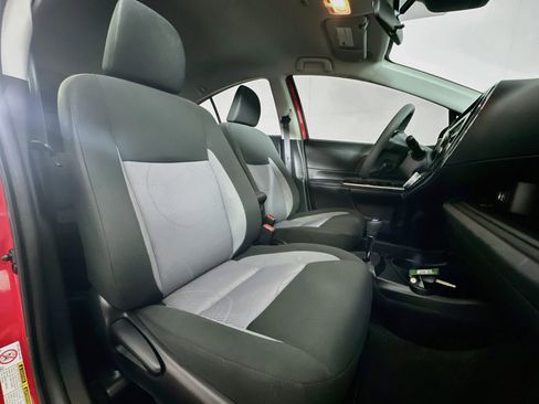 Used 2018 Toyota Prius C Two FWD image 29