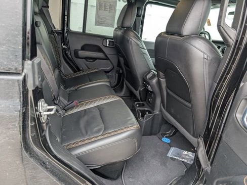 Used 2021 Jeep Gladiator High Altitude image 18