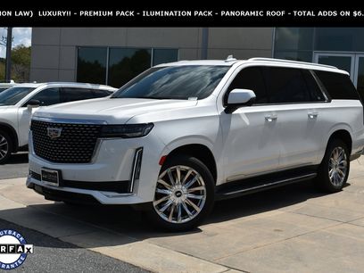 Used 2021 Cadillac Escalade ESV Premium Luxury w/ LPO, Illumination Package