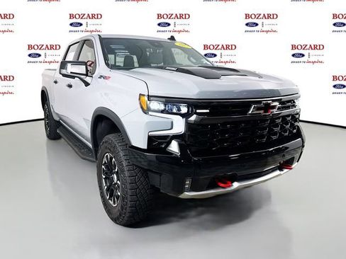 Used 2025 Chevrolet Silverado 1500 ZR2 w/ Technology Package image 1