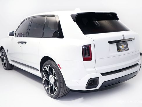 Used 2025 Rolls-Royce Cullinan Black Badge w/ Leather Finishing Pack AWD/4WD image 7