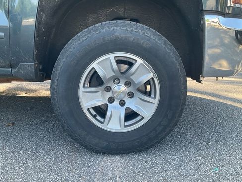 Used 2018 Chevrolet Silverado 1500 LT w/ Trailering Package AWD/4WD image 10