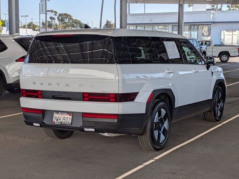 Used 2026 Hyundai Santa Fe SE image 4