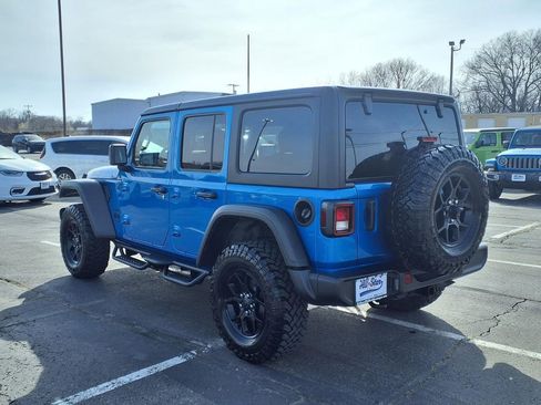 Used 2025 Jeep Wrangler Willys image 5