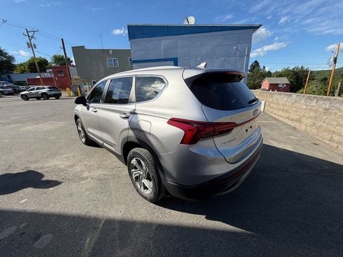 Used 2023 Hyundai Santa Fe SE AWD/4WD image 3