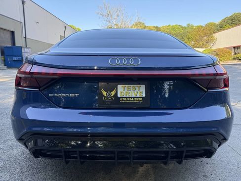 Used 2022 Audi e-tron GT Prestige w/ Prestige Package image 6
