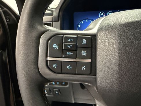 Used 2025 Ford F150 Lariat w/ Equipment Group 502A High AWD/4WD image 17
