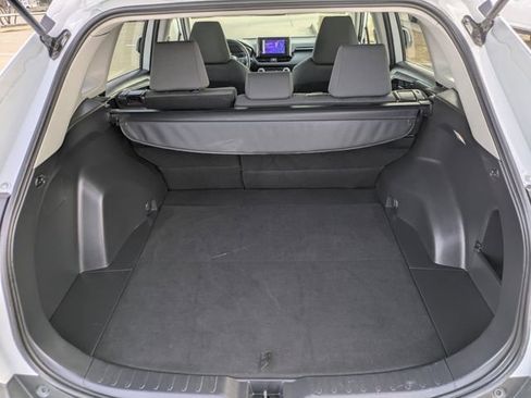 Used 2024 Toyota RAV4 XLE image 28