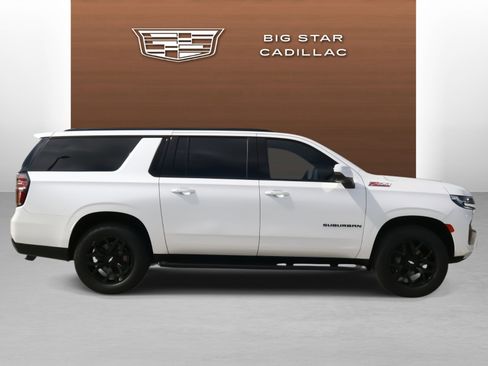 Used 2022 Chevrolet Suburban Z71 w/ Luxury Package image 6