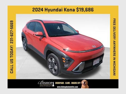 Used 2024 Hyundai Kona SEL AWD/4WD image 1