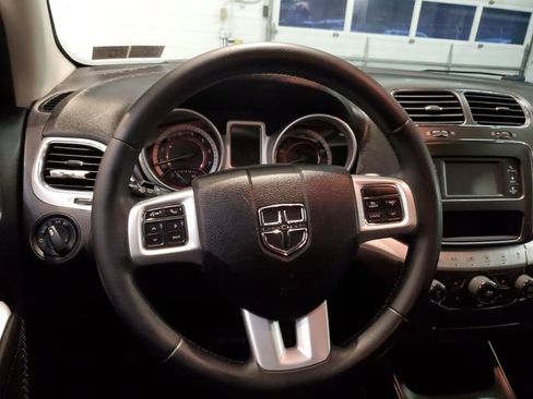 Used 2017 Dodge Journey SE w/ Blacktop Package image 15