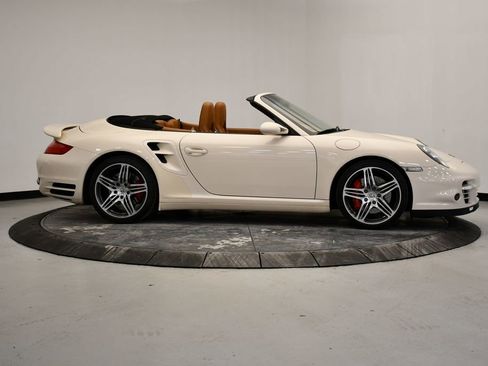 Used 2009 Porsche 911 Turbo image 16