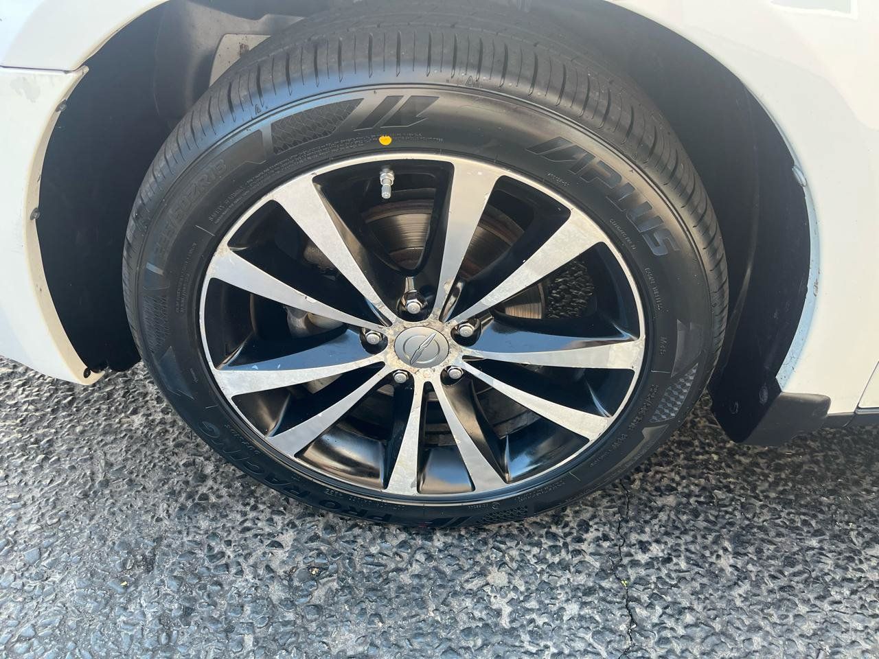 Used 2013 Chrysler 200 Touring w/ S Exterior Appearance Pkg FWD image 15