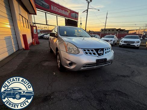 Used 2011 Nissan Rogue S image 6