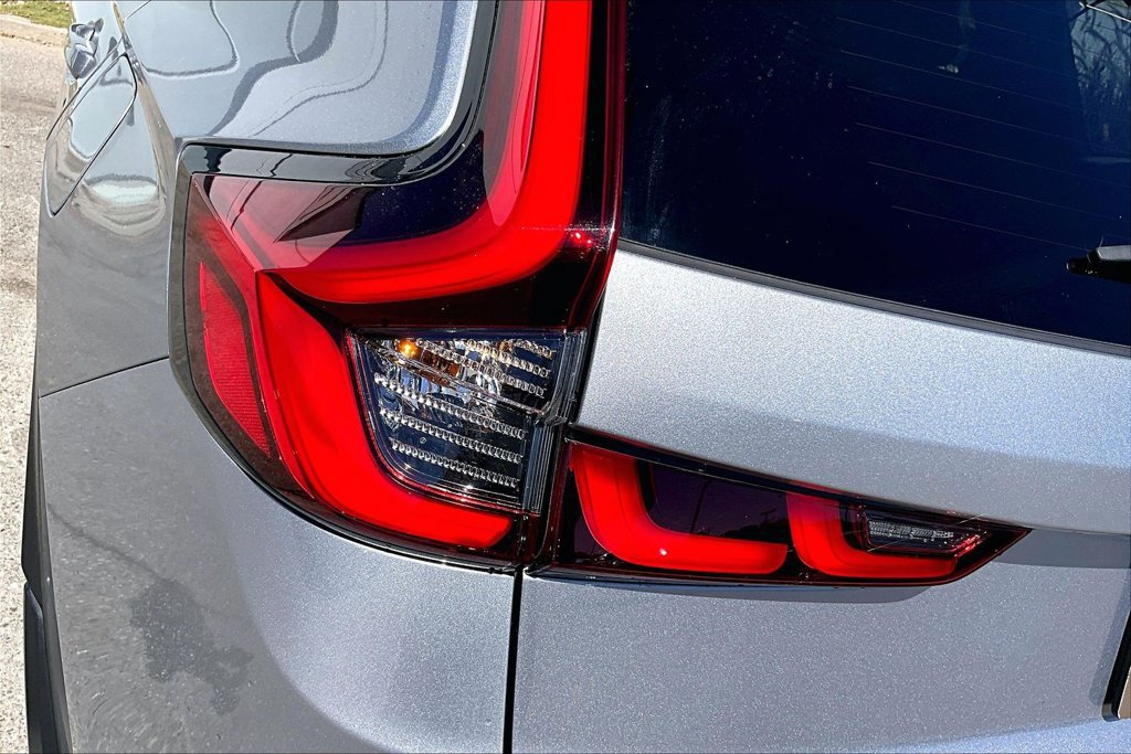 Used 2025 Honda CR-V Sport Touring image 23