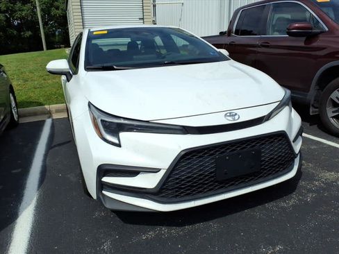 Used 2023 Toyota Corolla SE FWD image 11
