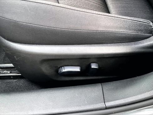 Certified 2024 Nissan Altima 2.5 SV FWD image 33