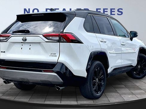 Used 2022 Toyota RAV4 XSE w/ XSE Grade Weather Package AWD/4WD image 6