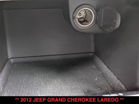 Used 2012 Jeep Grand Cherokee Laredo w/ Laredo E Group image 22