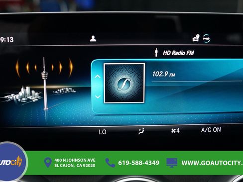Used 2021 Mercedes-Benz C 300 Sedan image 22