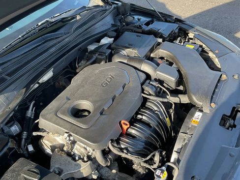 Used 2020 Kia Optima LX image 18