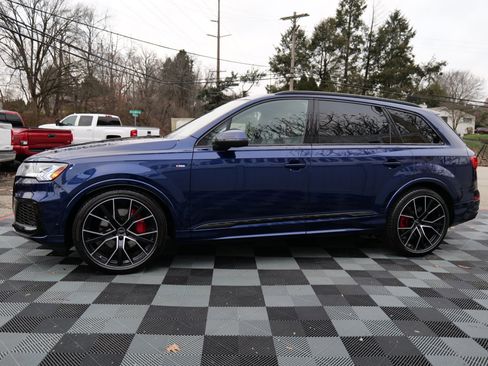 Used 2024 Audi Q7 3.0T Prestige w/ Prestige Package image 9