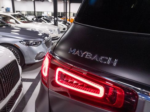 Used 2022 Mercedes-Benz Maybach GLS 600 4MATIC image 94