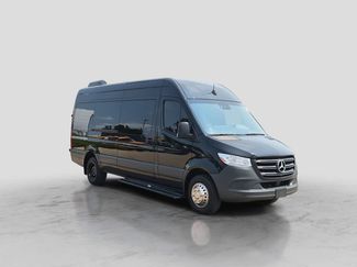 Used 2022 Mercedes-Benz Sprinter 3500 video 2