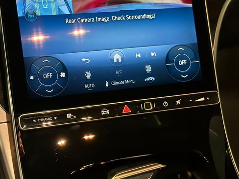 New 2026 Mercedes-Benz C 300 Sedan image 18