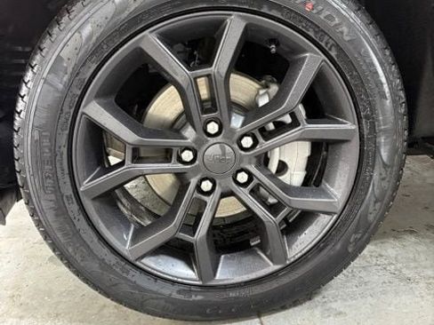 New 2025 Jeep Grand Cherokee Limited image 23