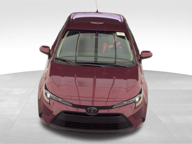 Used 2026 Toyota Corolla LE FWD image 4