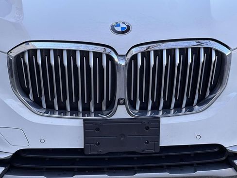 Used 2020 BMW X5 xDrive40i w/ Convenience Package AWD/4WD image 8