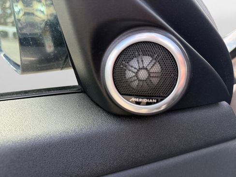 Used 2021 Land Rover Range Rover Evoque R-Dynamic S image 11