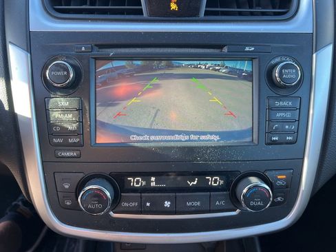 Used 2017 Nissan Altima 2.5 SV w/ Convenience Package FWD image 15