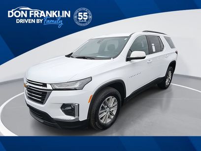 Used 2023 Chevrolet Traverse LT