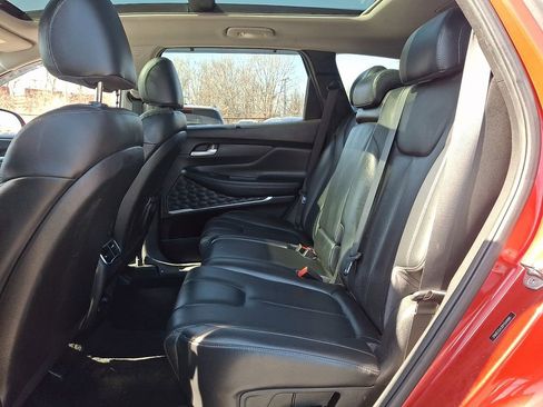 Used 2023 Hyundai Santa Fe SEL w/ Premium Package image 12