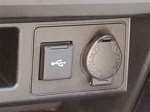 Used 2021 Toyota 4Runner Venture w/ Moonroof Package image 24