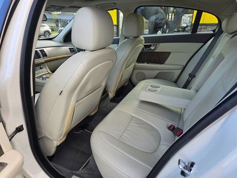 Used 2009 Jaguar XF Supercharged image 17