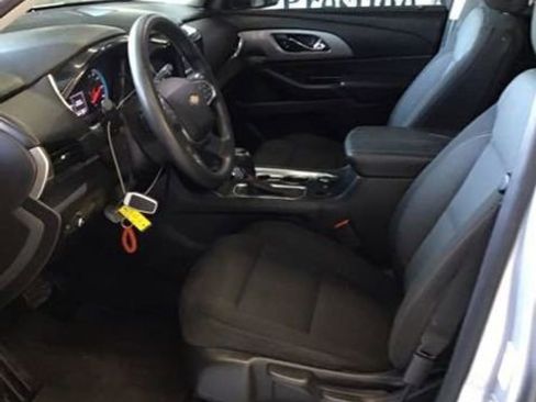 Used 2019 Chevrolet Traverse LS image 6