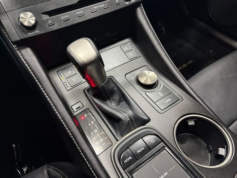 Used 2015 Lexus RC 350 AWD w/ Navigation System Package image 35