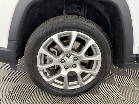 Used 2023 Jeep Compass Latitude AWD/4WD image 13