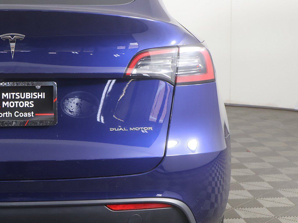 Used 2023 Tesla Model Y Long Range AWD/4WD image 22